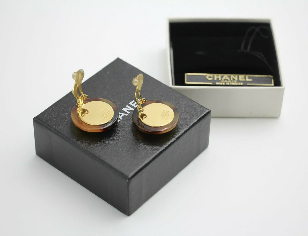 Chanel Vintage 97P Tortoise Shell Round Earrings