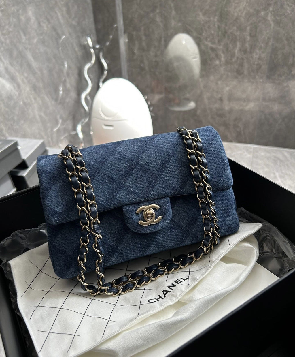 Chanel 22 dark denim cf trumpet