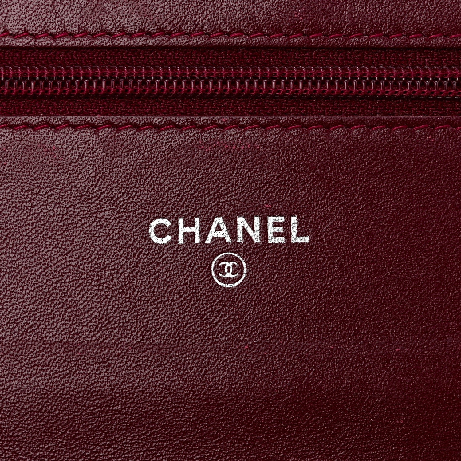 Patent Quilted Brilliant Wallet On Chain WOC Dark Burgundy