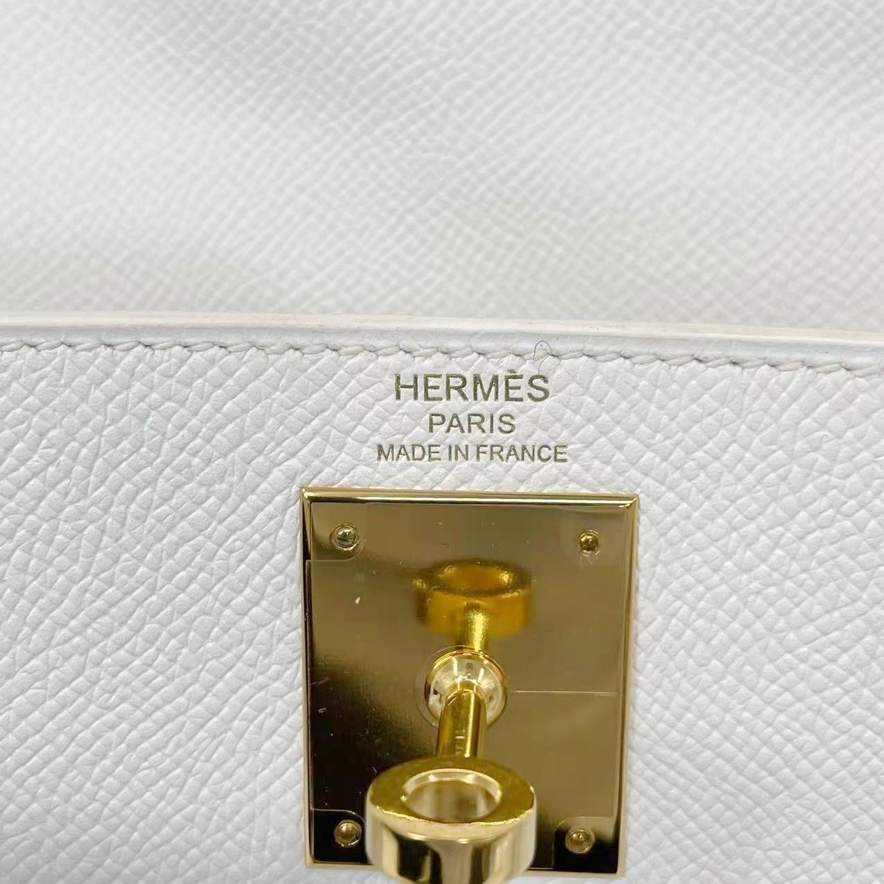 Hermes Kelly 28cm Sellier White Epsom Leather Gold Hardware Top Handle Bag 2015