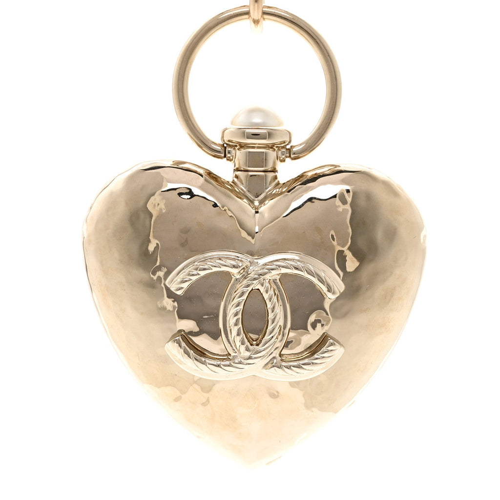 Metal CC Heart Locket Necklace Gold