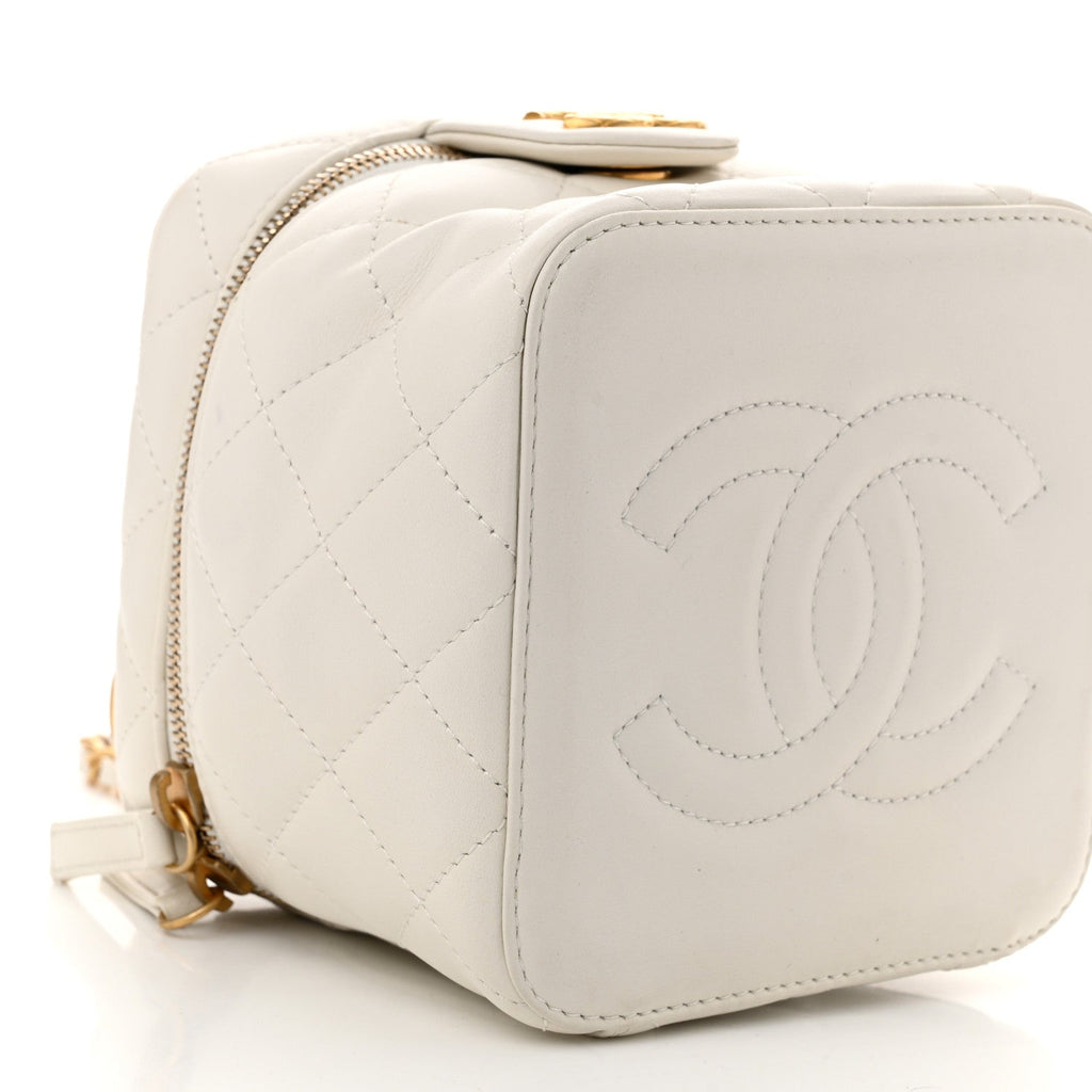 Calfskin Quilted Small Vanity Case With Chain White