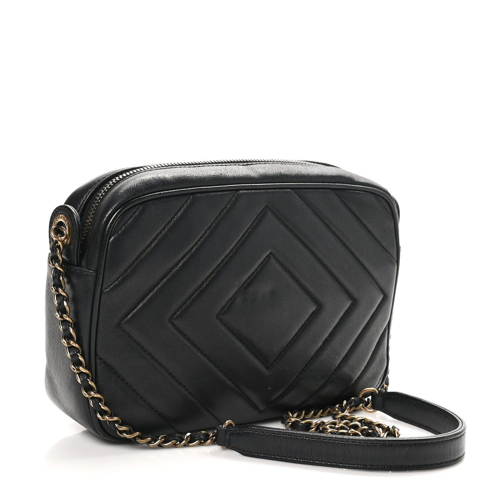 Lambskin Chevron Quilted Pyramid CC Camera Case Black