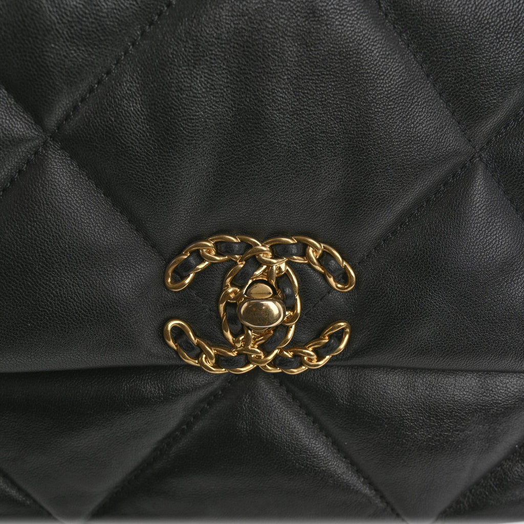 Lambskin Quilted Medium Chanel 19 Flap Black