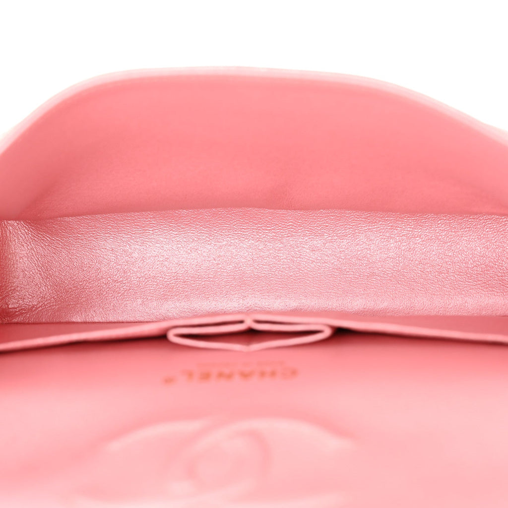 Iridescent Caviar Quilted Medium Double Flap Rose Pink