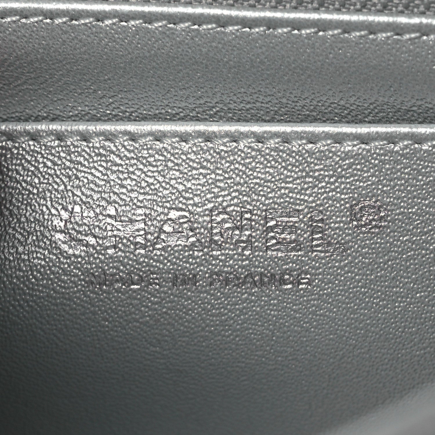 Metallic Grained Calfskin Quilted 2.55 Reissue Mini Flap Silver