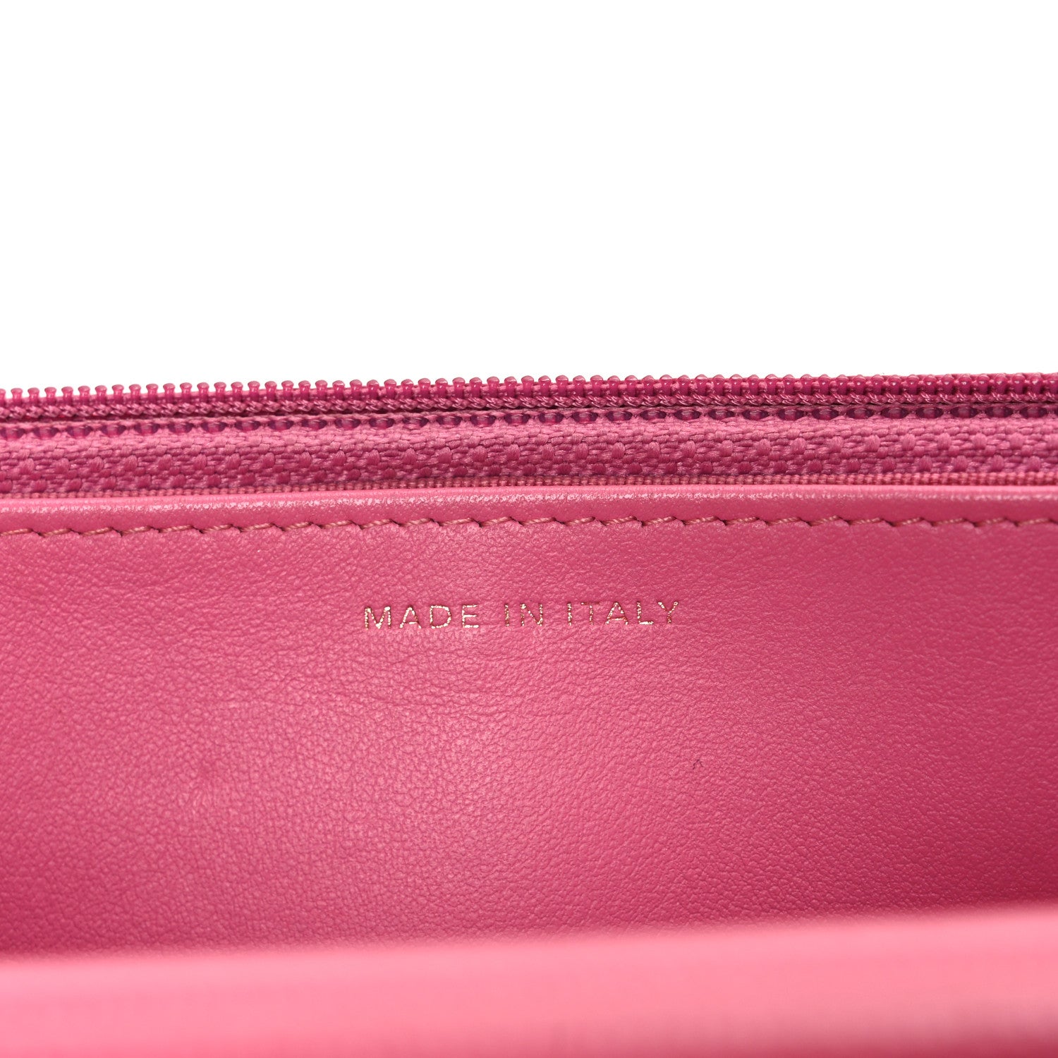 Caviar Quilted Wallet on Chain WOC Pink