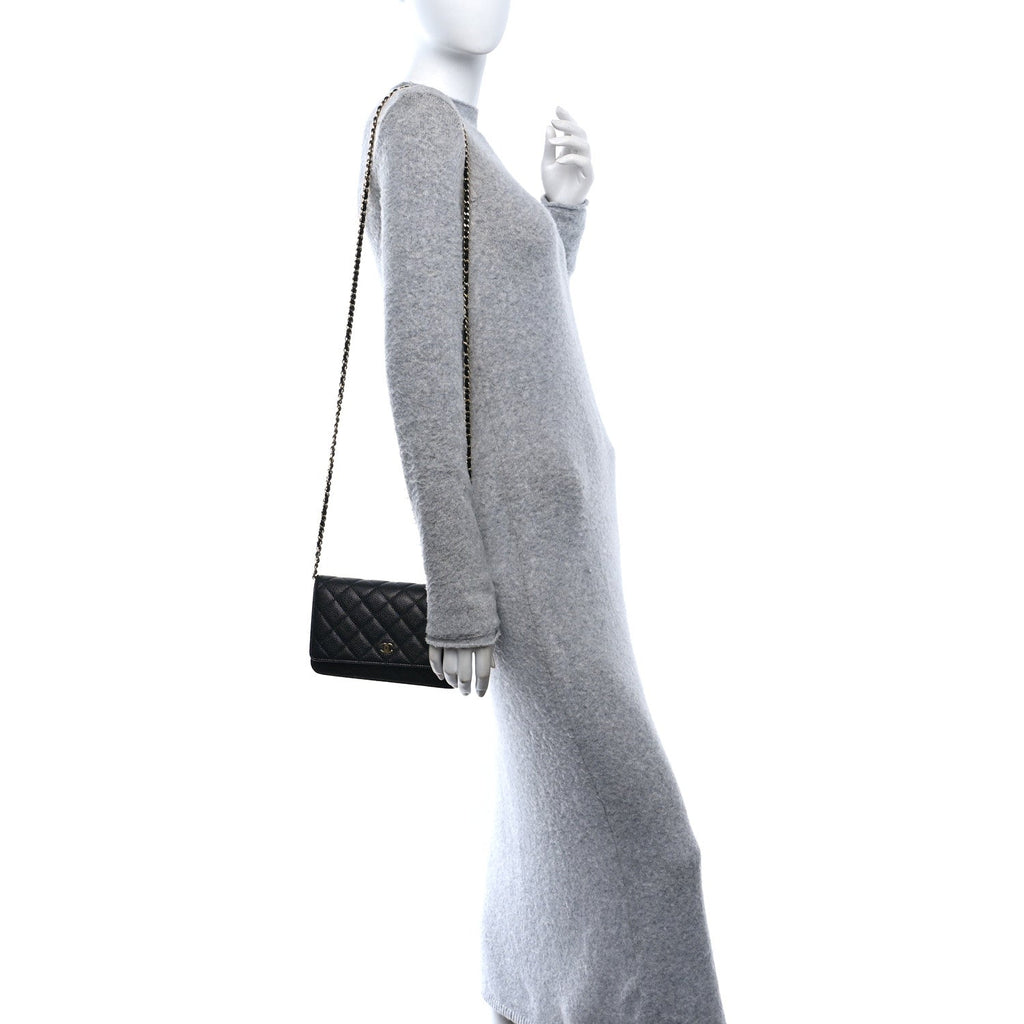 Caviar Quilted Wallet on Chain WOC Black