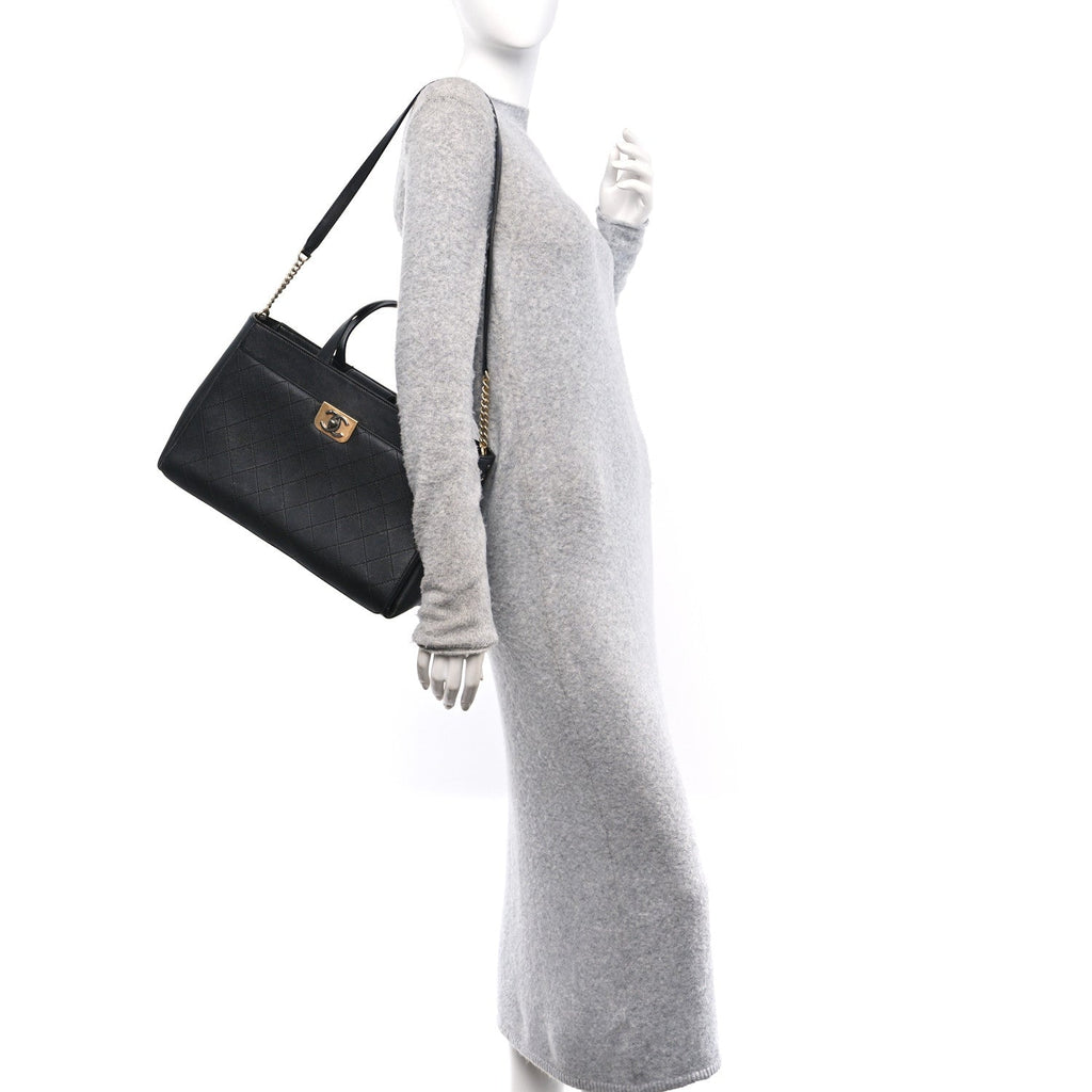 Calfskin Stitched Large Straight Lines Shopping Tote Black