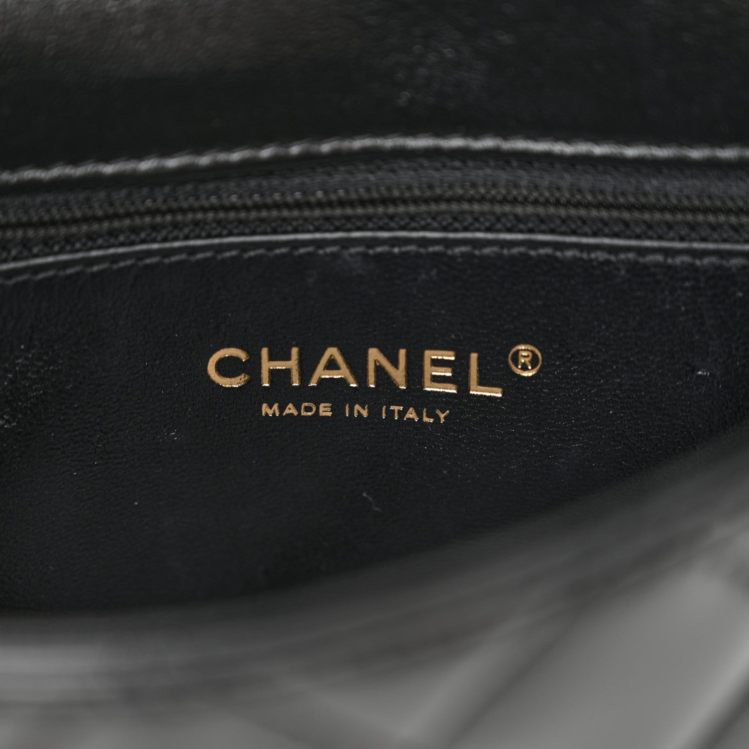Shiny Lambskin Quilted Golden Links Top Handle Flap Black