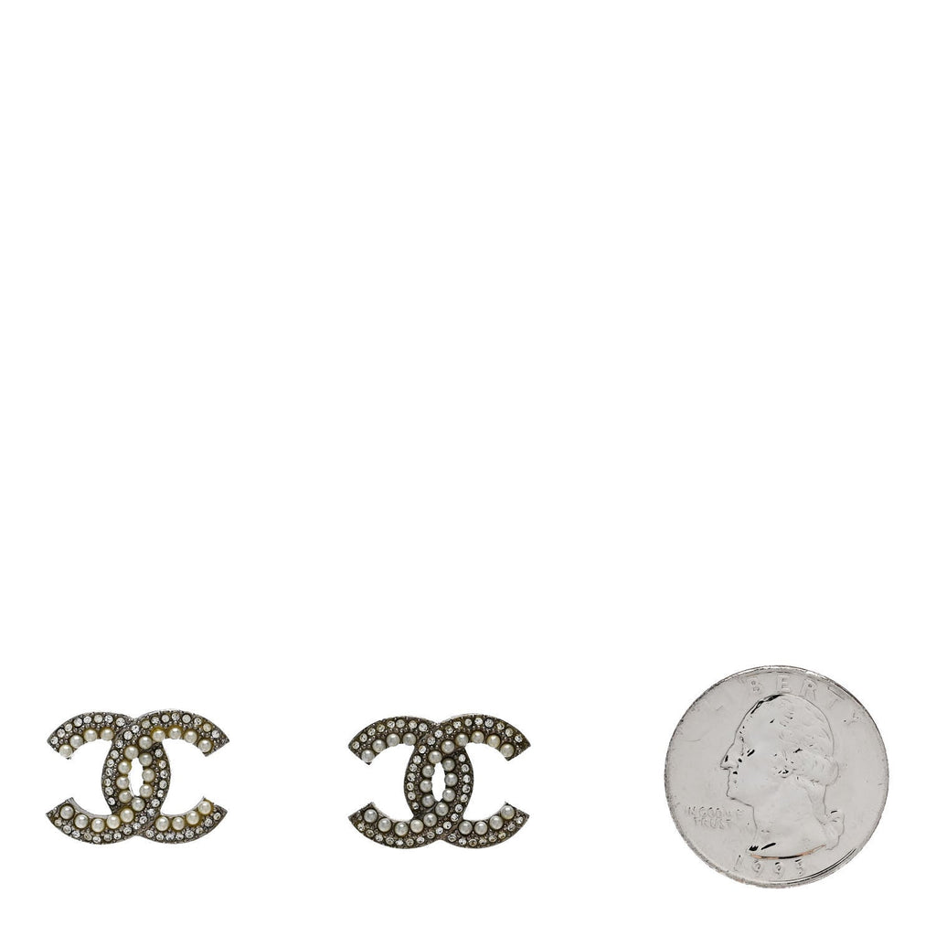 Pearl Crystal CC Snow Palace Earrings Silver