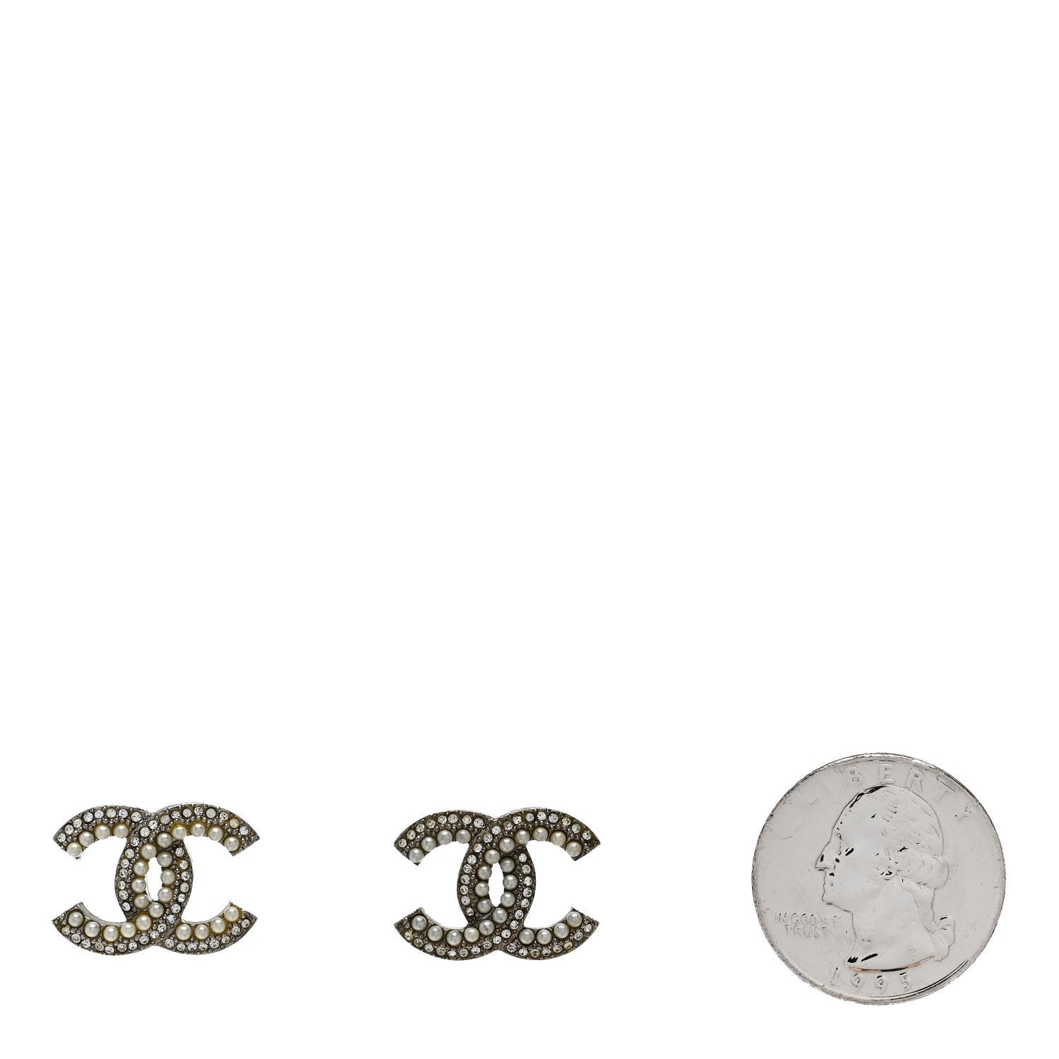 Pearl Crystal CC Snow Palace Earrings Silver