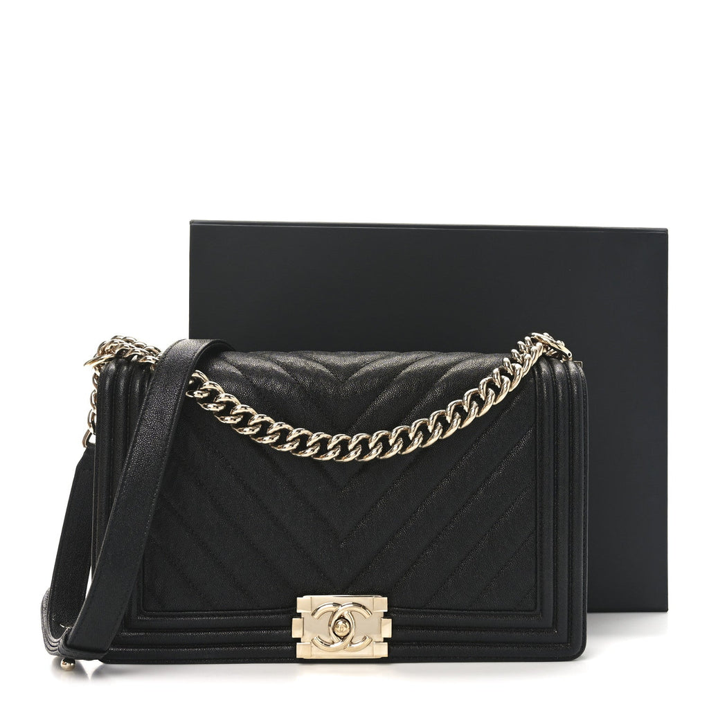 Caviar Chevron Quilted New Medium Boy Flap Black