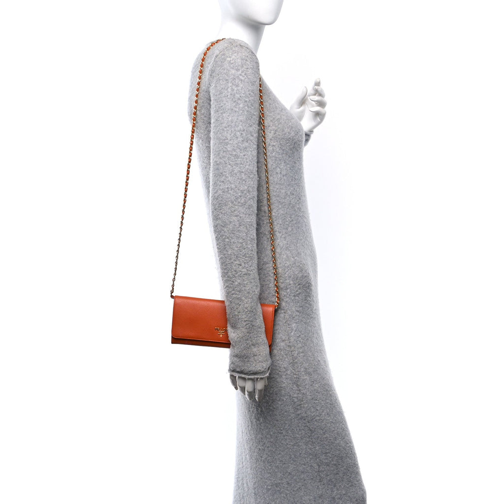 Saffiano Metal Oro Chain Wallet Papaya