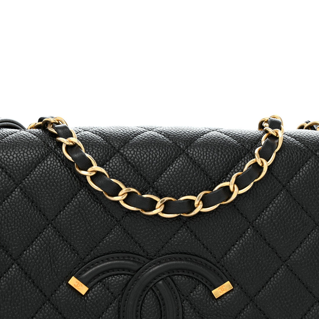 Caviar Quilted Medium CC Filigree Flap Black