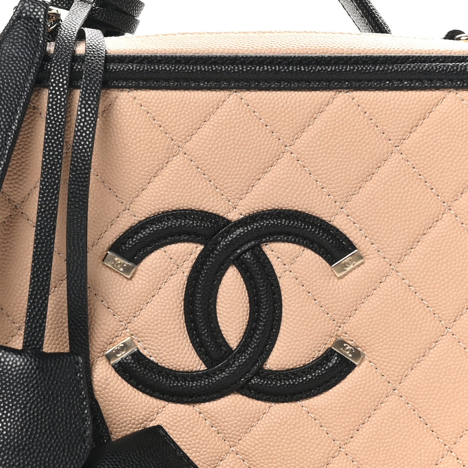 Caviar Quilted Medium CC Filigree Vanity Case Beige Black