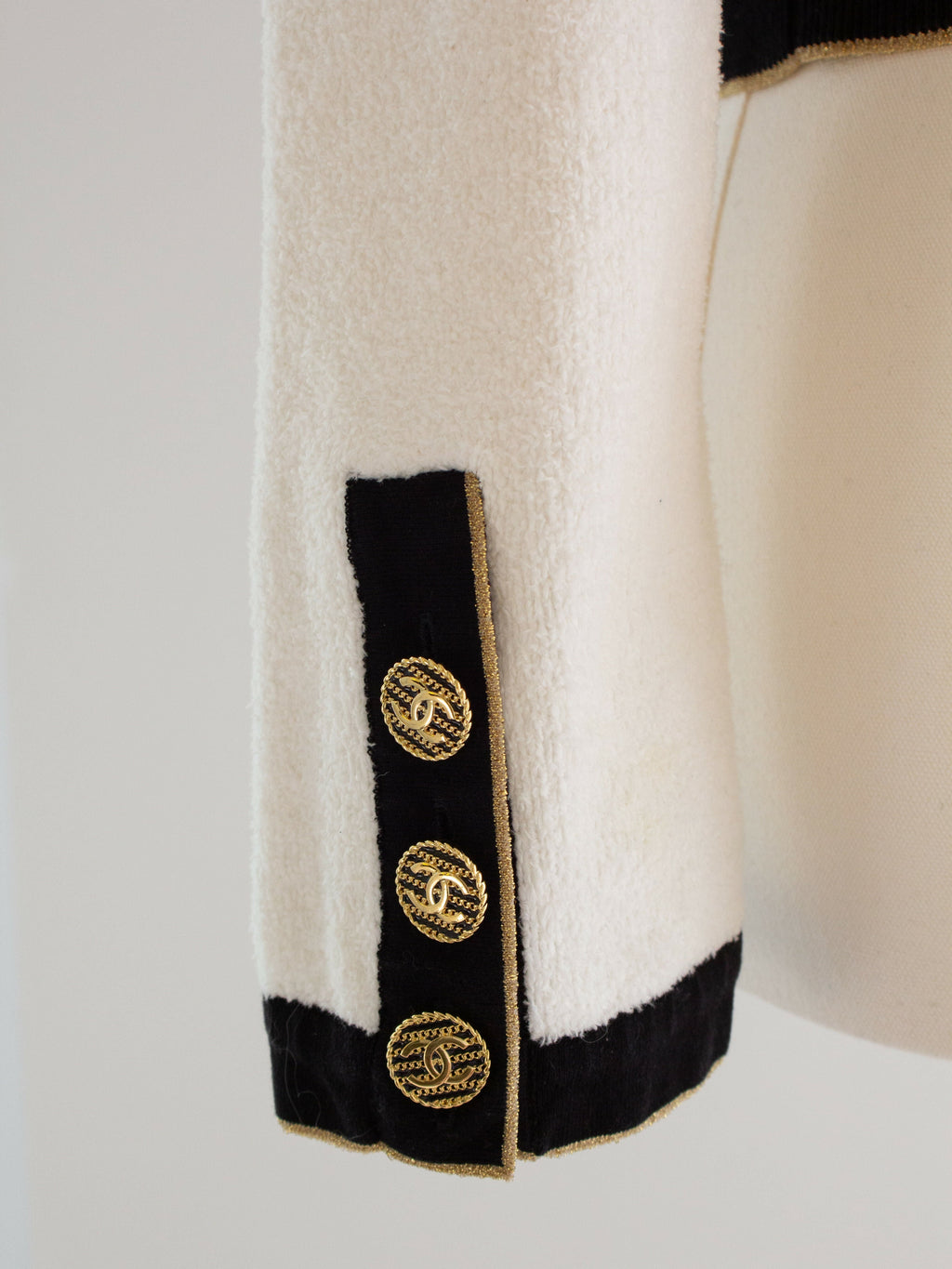Chanel Cruise 2019 La Pausa White Black Gold Terry 19C igan Jacket