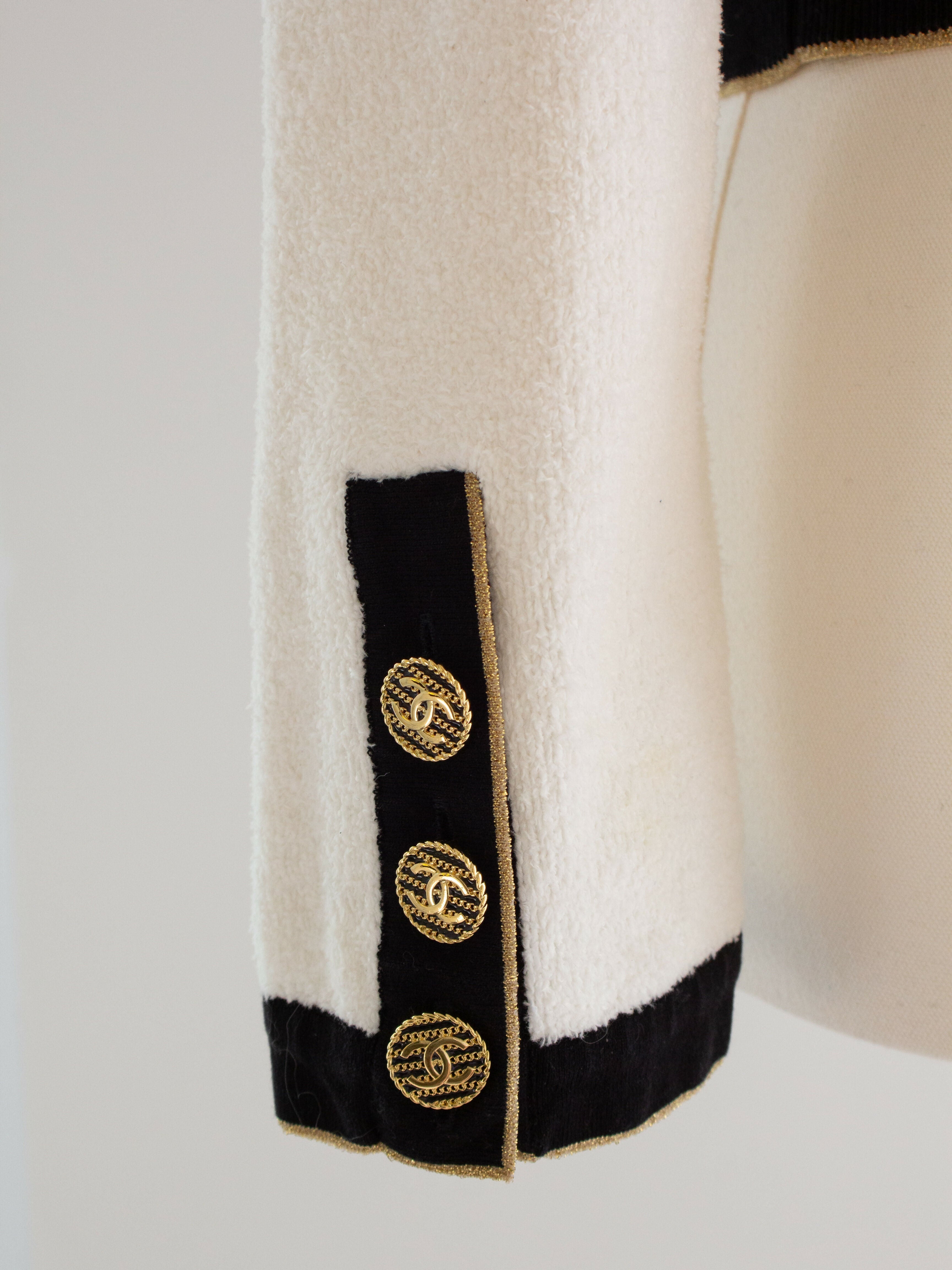 Chanel Cruise 2019 La Pausa White Black Gold Terry 19C igan Jacket