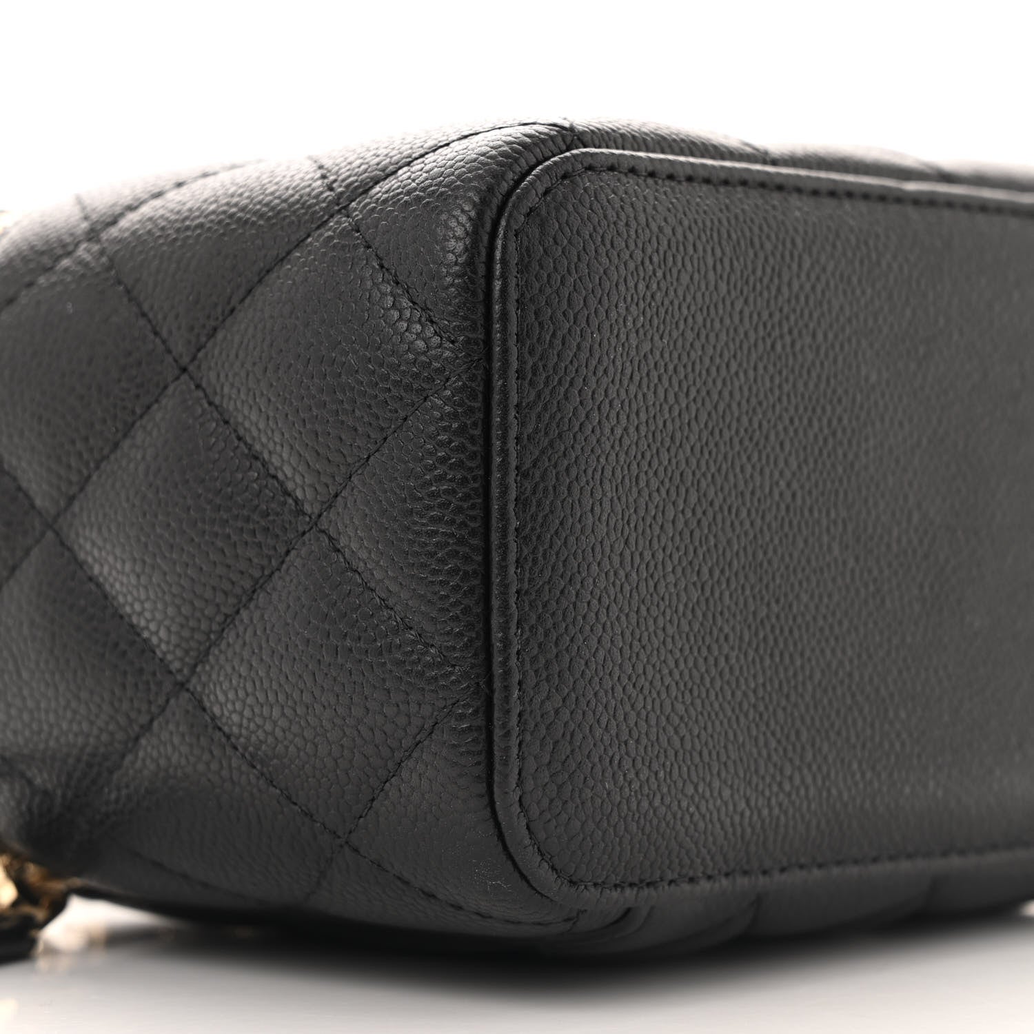 Caviar Quilted Small Tiny CC Vanity Case With Chain Black