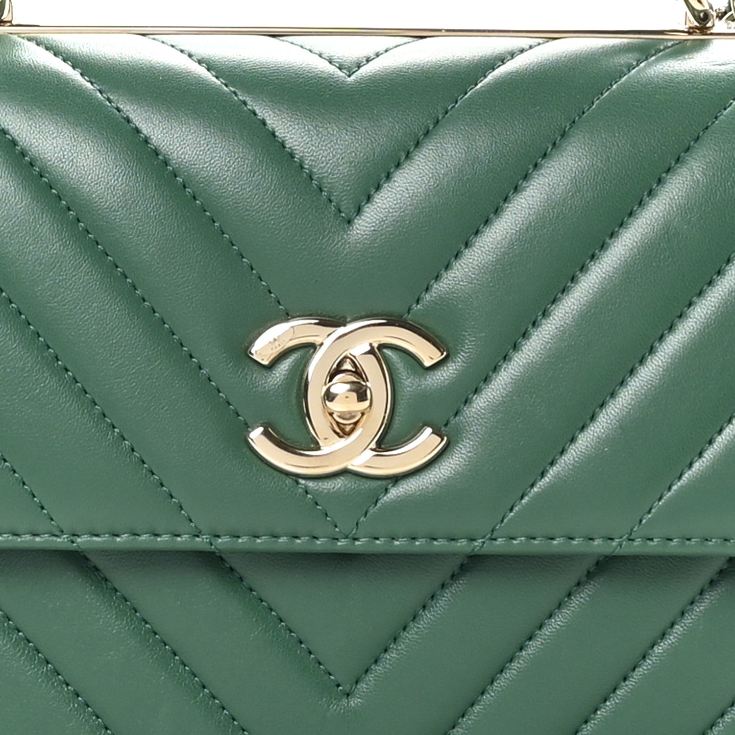 Lambskin Chevron Quilted Small Trendy CC Dual Handle Flap Bag Green