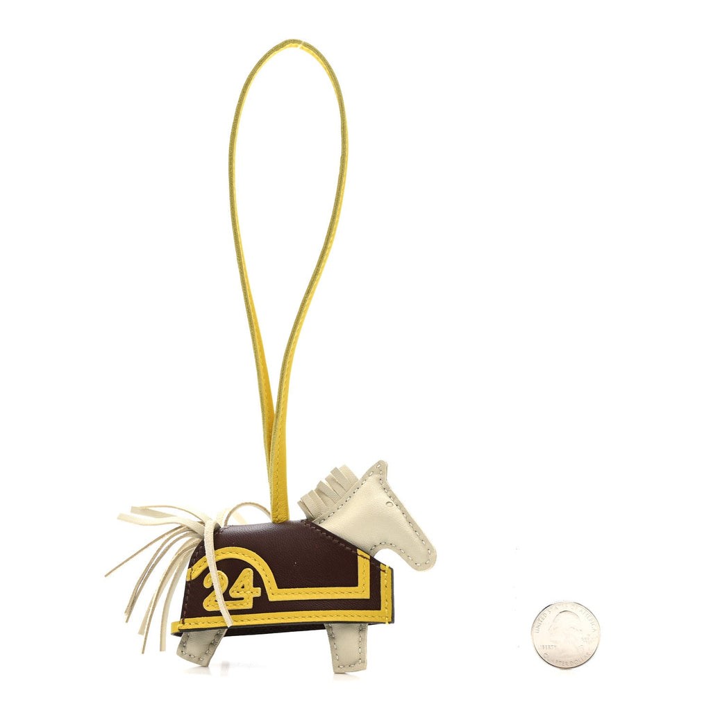 Milo Lambskin Grigri Rodeo Robeo 24 Bag Charm PM Craie Terre Jaune De Naples