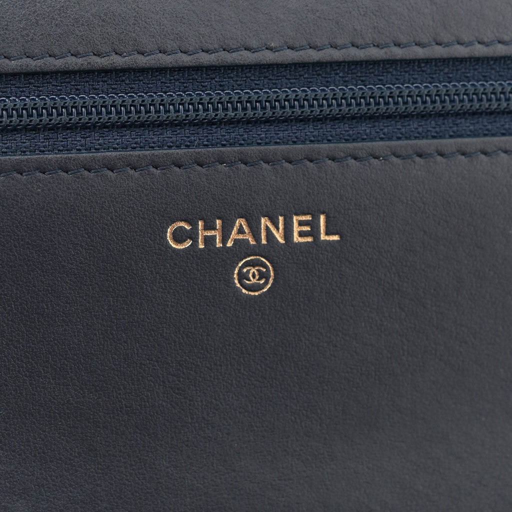 Caviar Quilted Boy Wallet On Chain WOC Navy