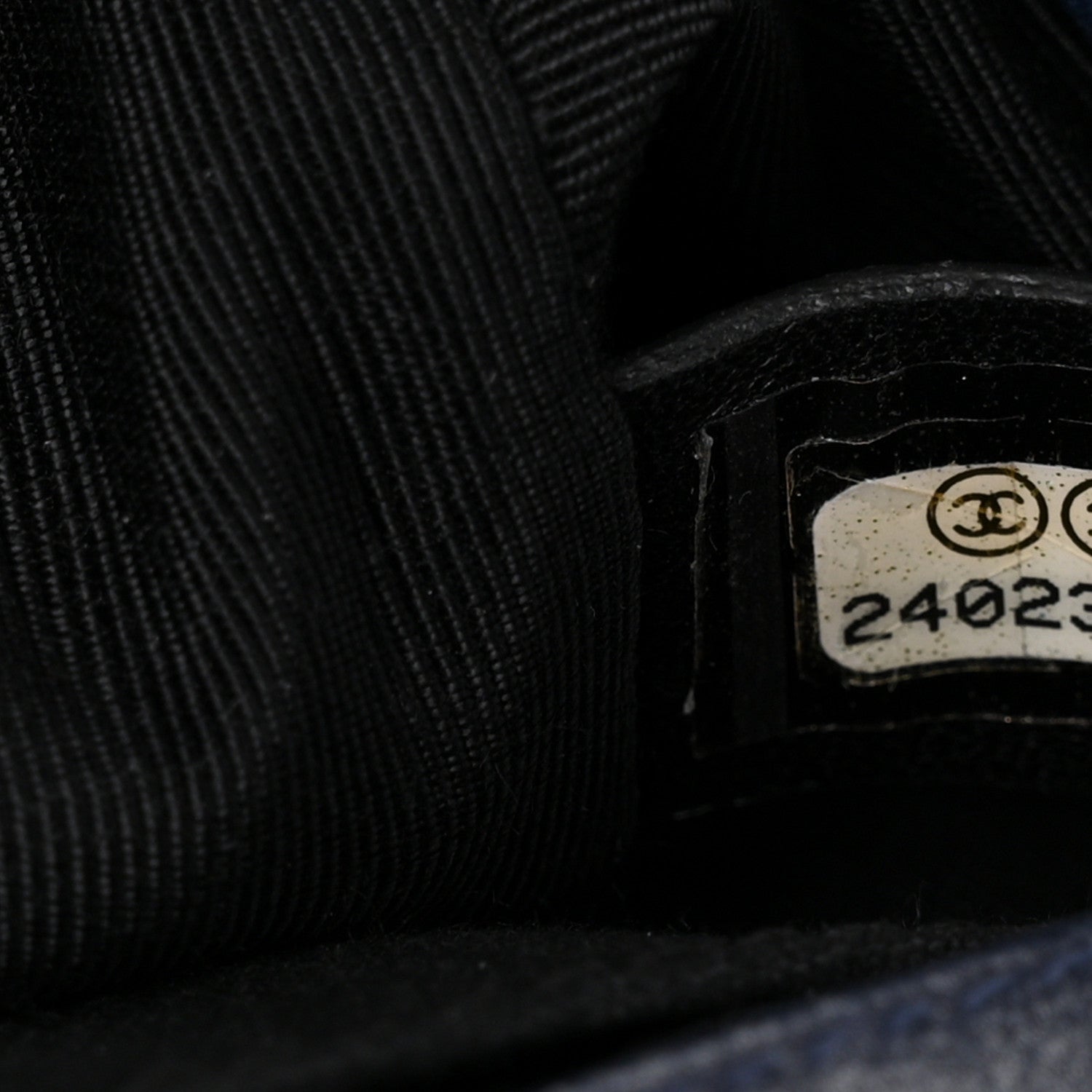 Calfskin Medium Bi-Color Boy Flap Black Dark Navy