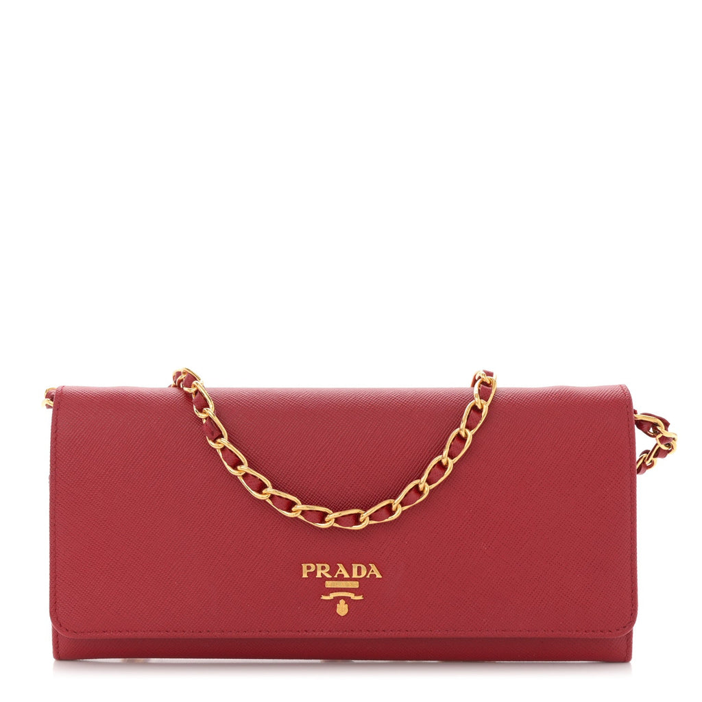 Saffiano Metal Oro Chain Wallet Fuoco