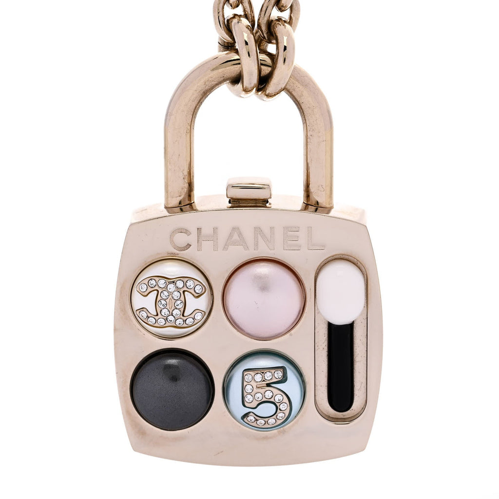 Pearl Resin Crystal CC No 5 Eyeshadow Pendant Necklace Multicolor