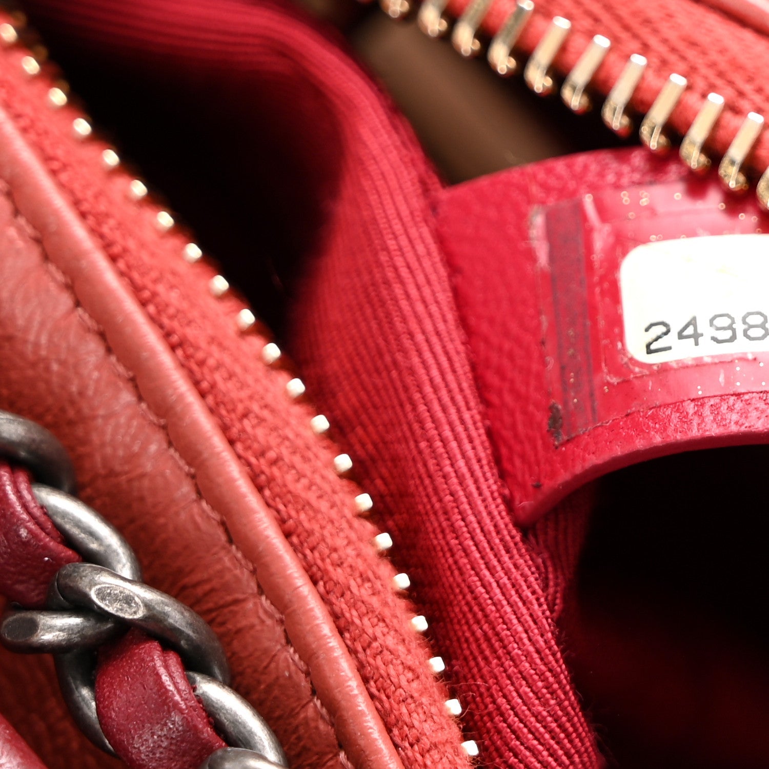Aged Calfskin Quilted Small Gabrielle Hobo Red