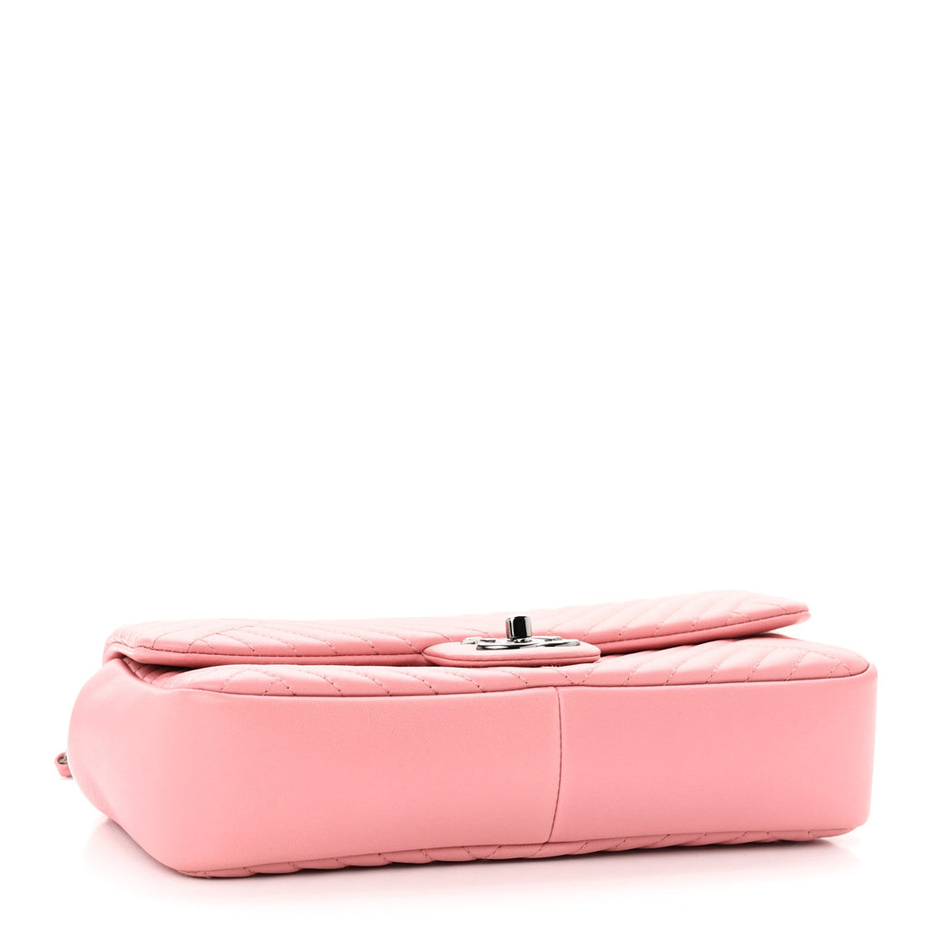 Lambskin Quilted Medium CC Crossing Flap Pink