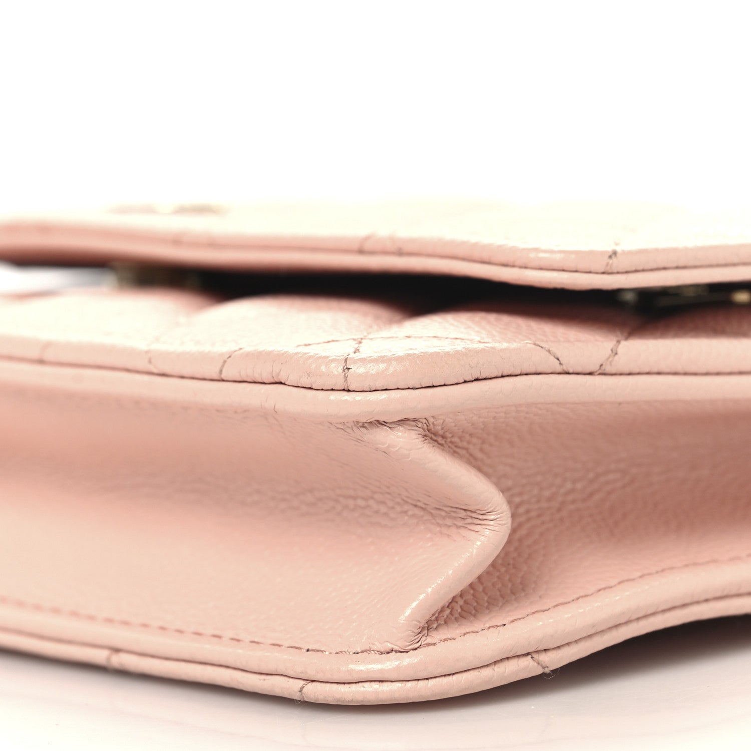 Caviar Quilted Wallet on Chain WOC Light Pink