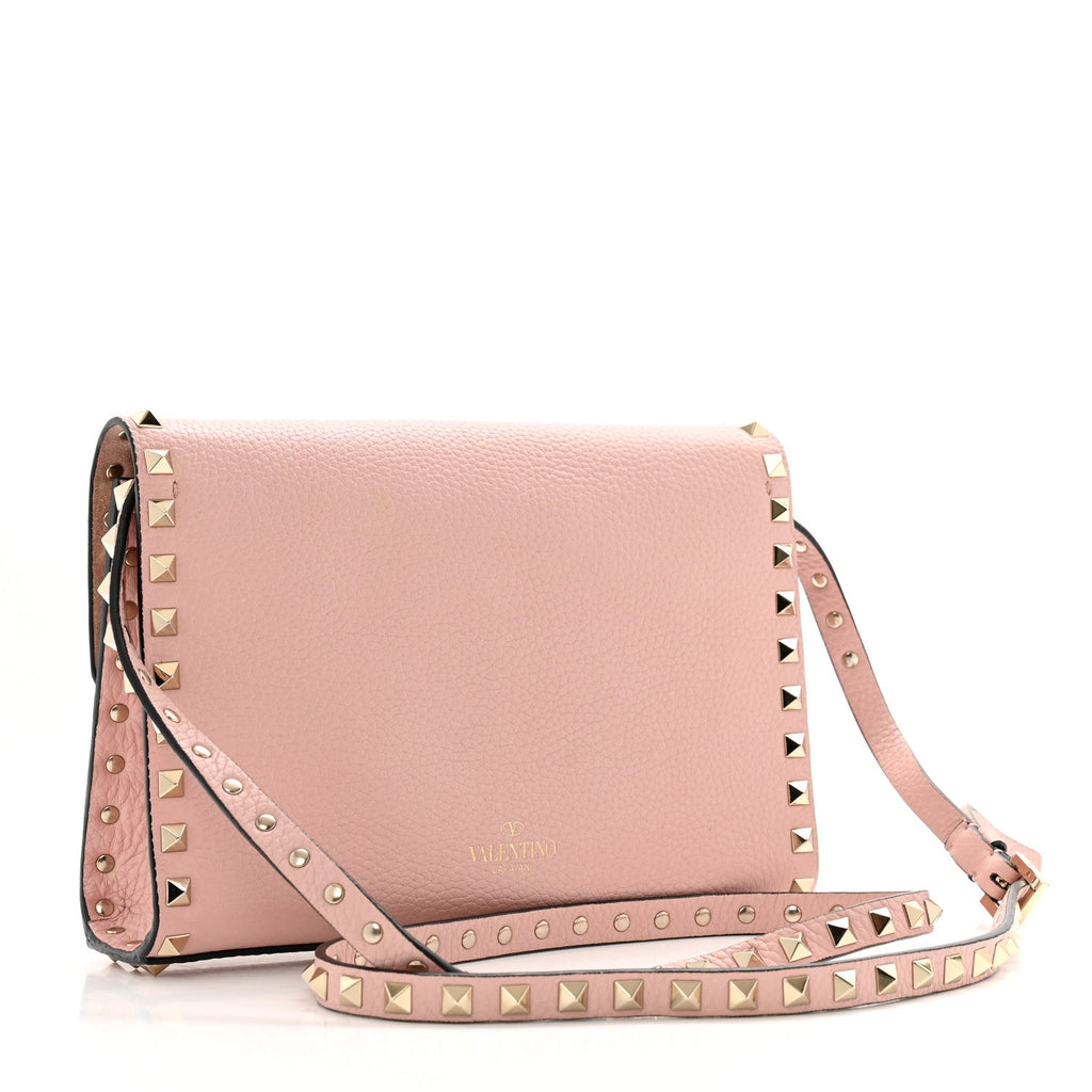Pebbled Calfskin Medium Rockstud Flip Lock Crossbody Bag Loto