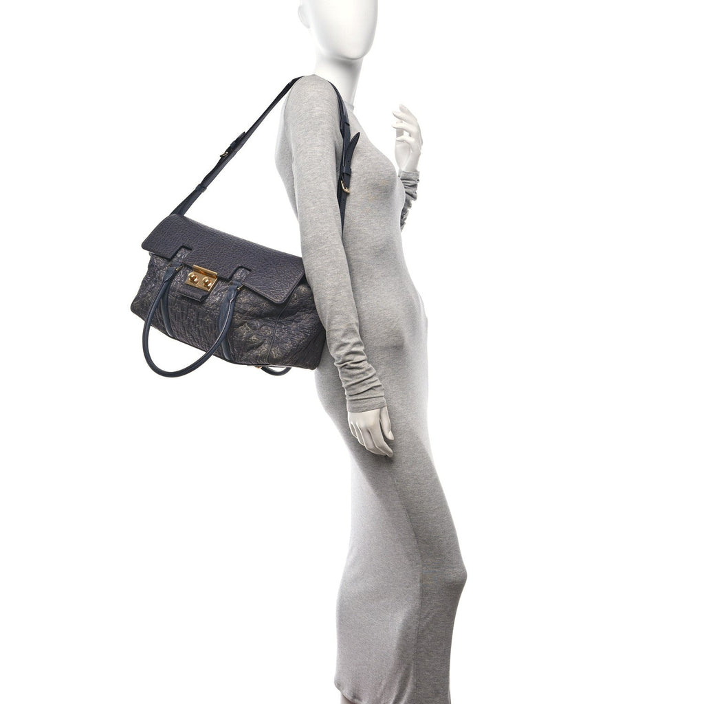Monogram Volupte Psyche Gris