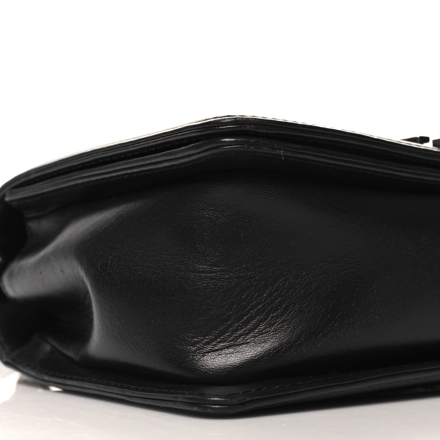 Lambskin Medium Celtic Boy Flap Black