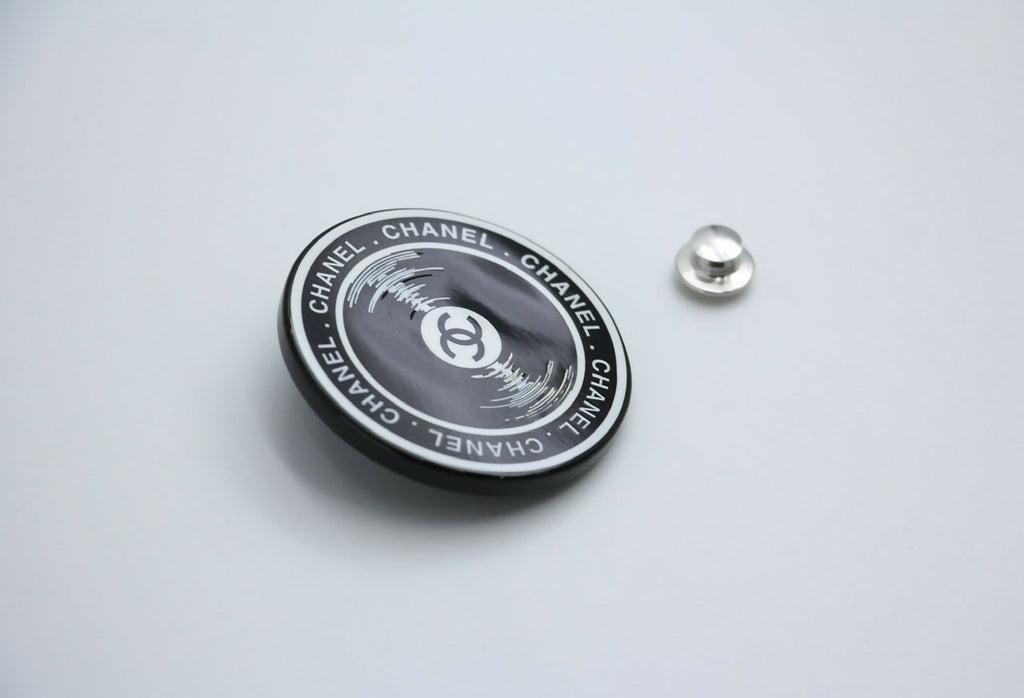 Chanel Vintage 04P Resin Black Disc Dynamic Brooch