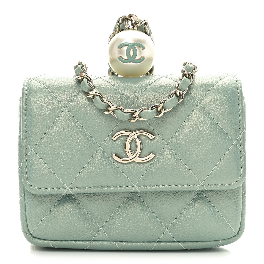Iridescent Caviar Quilted Pearl On Top Coin Purse With Chain Light Green