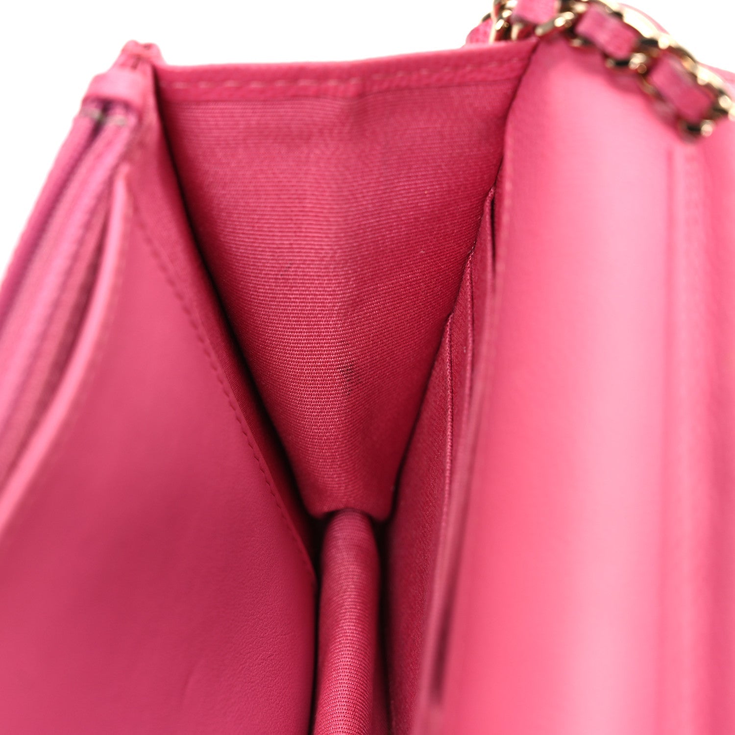 Caviar Quilted Wallet on Chain WOC Pink