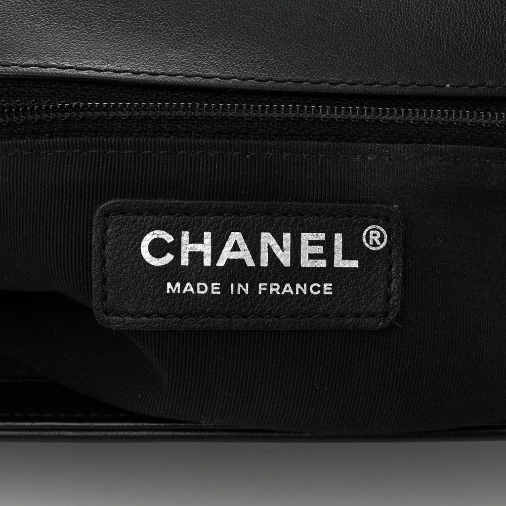 Calfskin Quilted New Medium Boy Flap So Black