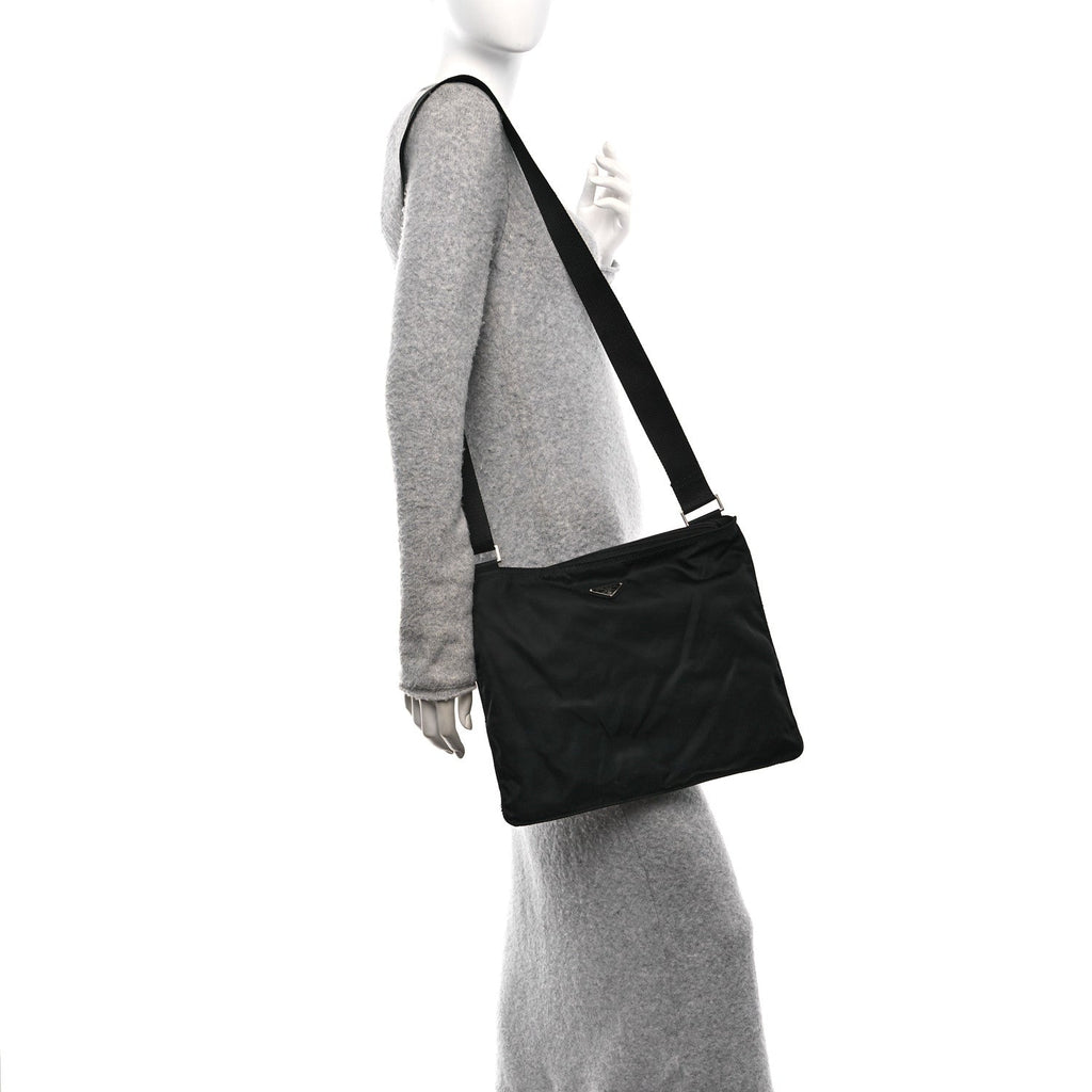 Nylon Vela Flat Messenger Bag Black