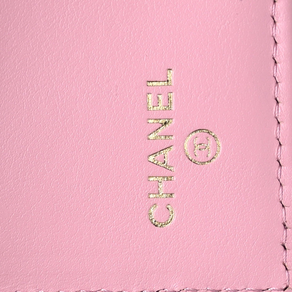 Caviar Quilted Multi Chain CC Compact Bifold Wallet Pink