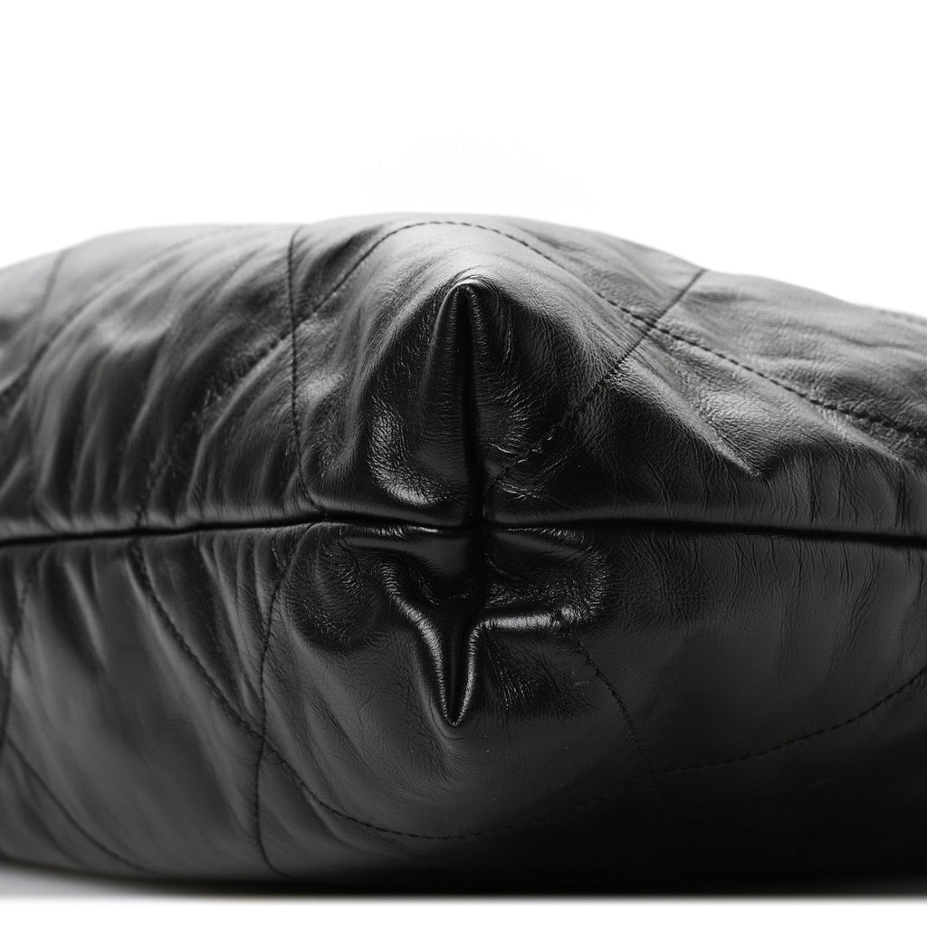 Shiny Calfskin Quilted Chanel 22 Black