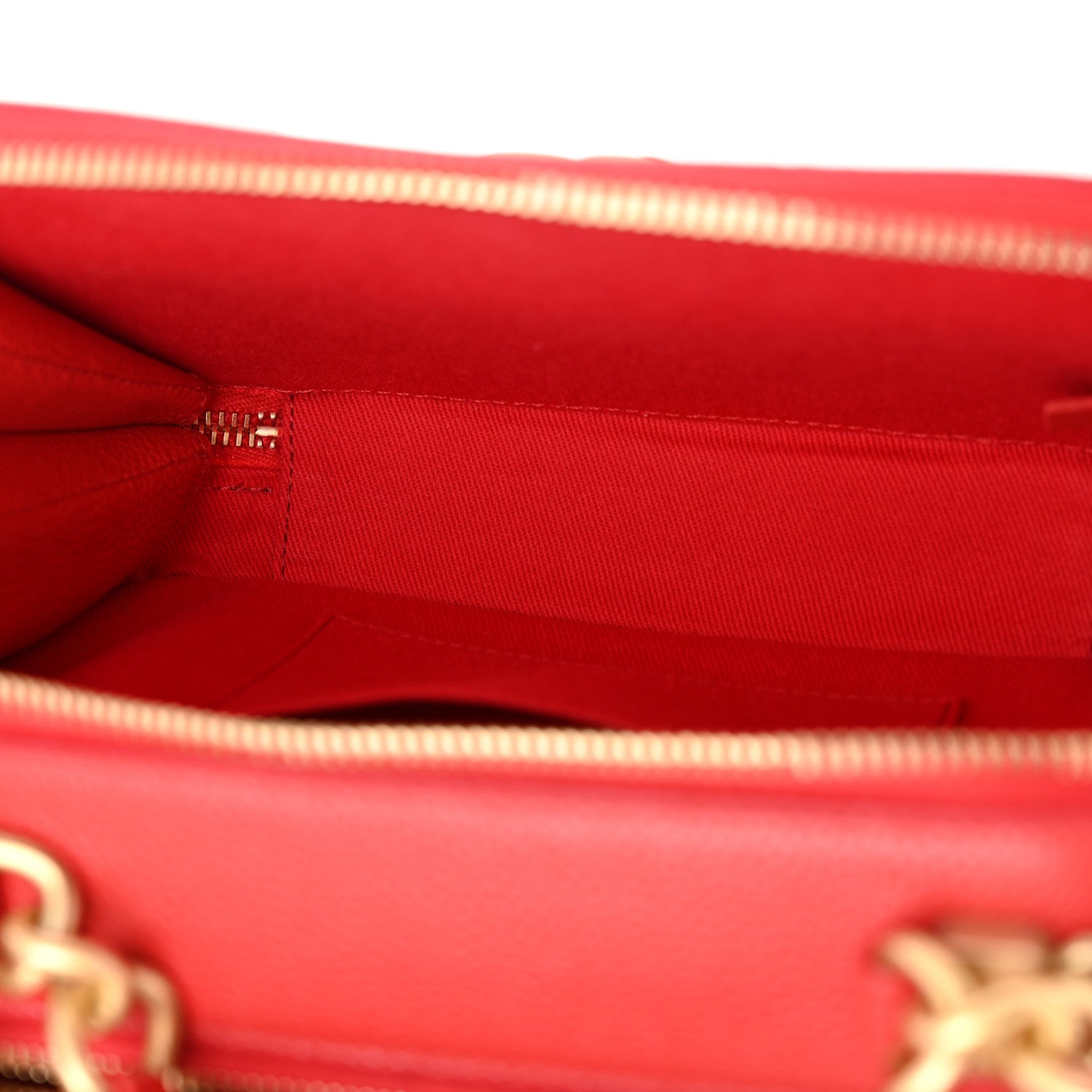 Caviar Quilted Small Camera Bag Red