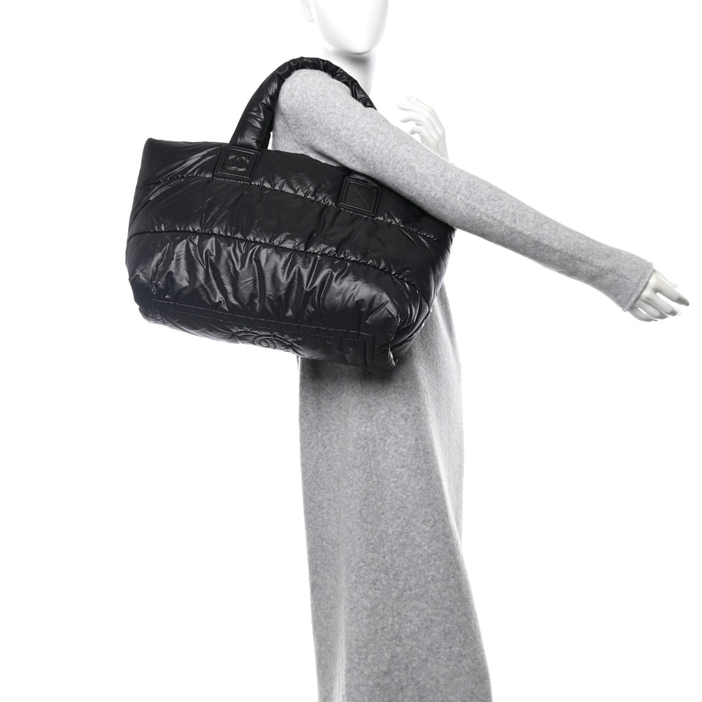 Lambskin Quilted Large Coco Cocoon Reversible Tote Black