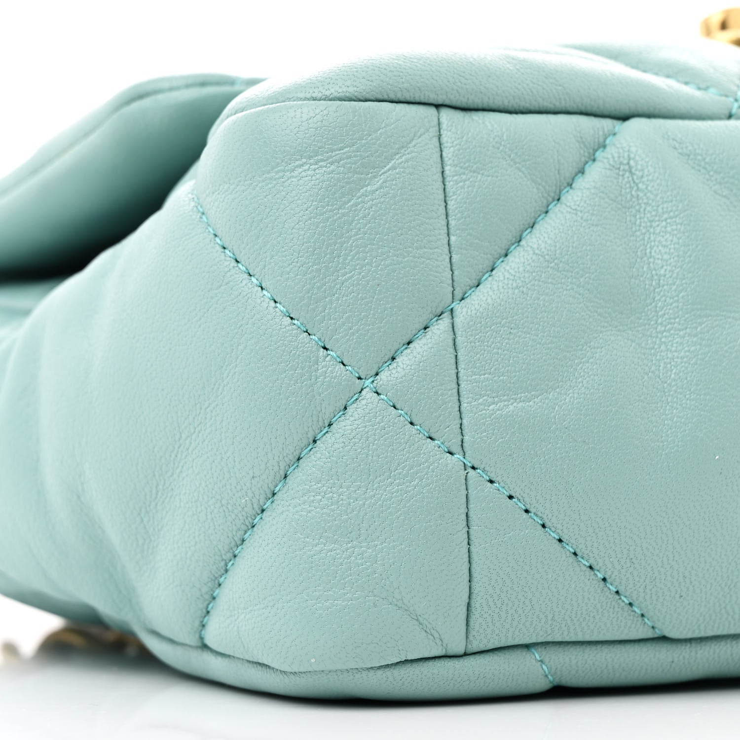 Shiny Lambskin Quilted Medium Chanel 19 Flap Neon Blue
