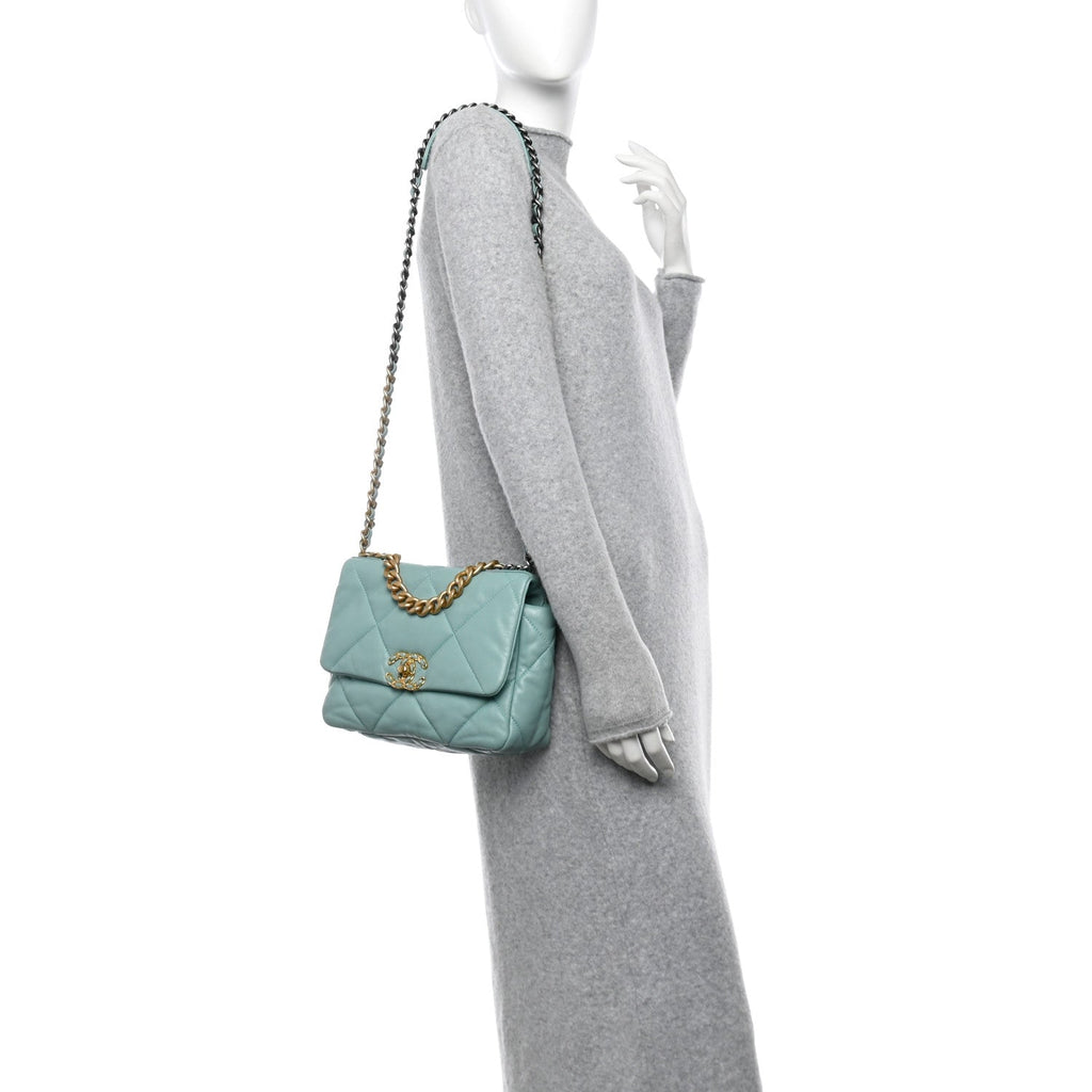 Shiny Lambskin Quilted Medium Chanel 19 Flap Neon Blue