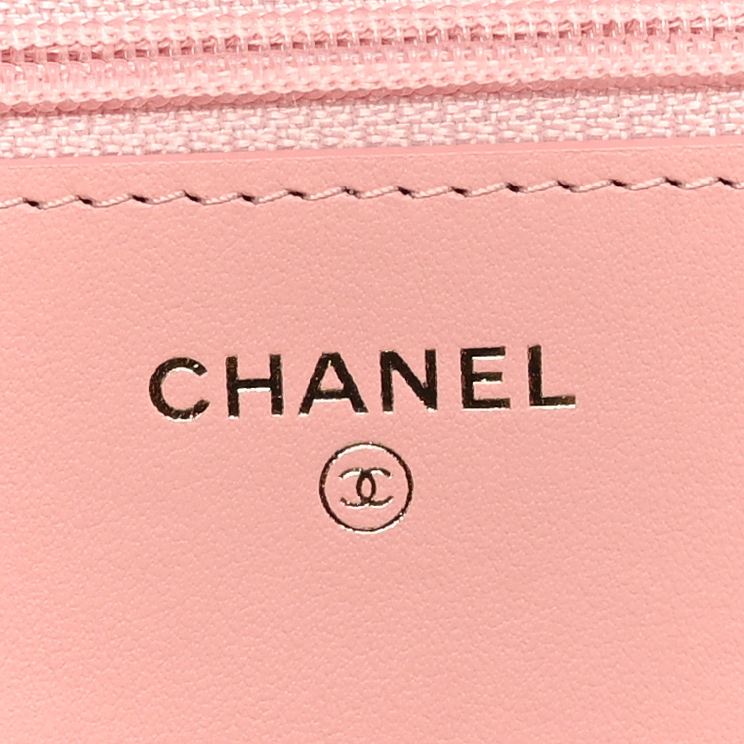 Caviar Quilted Boy Wallet On Chain WOC Pink