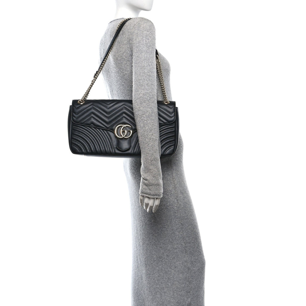 Calfskin Matelasse Large Horizontal GG Marmont Shoulder Bag Black