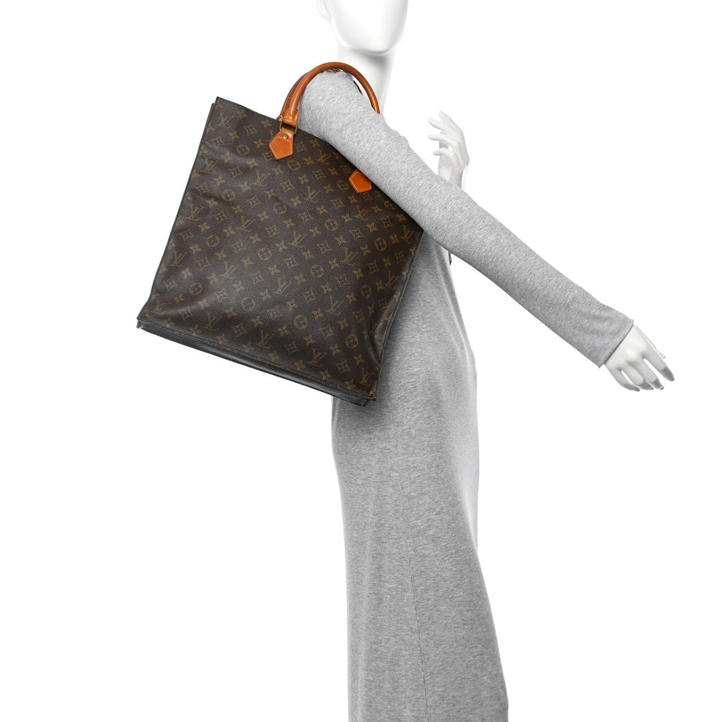 Monogram Sac Plat
