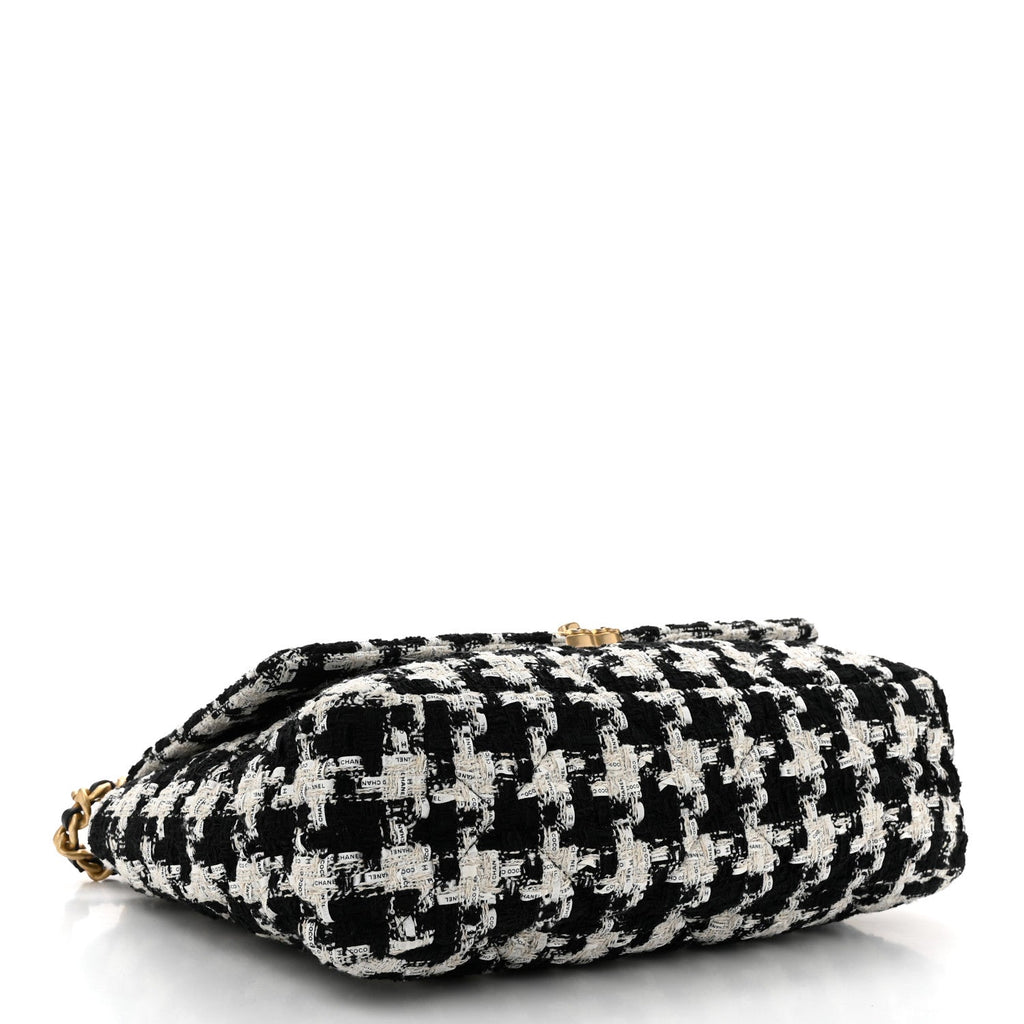 Tweed Quilted Maxi Chanel 19 Flap Black Ecru White